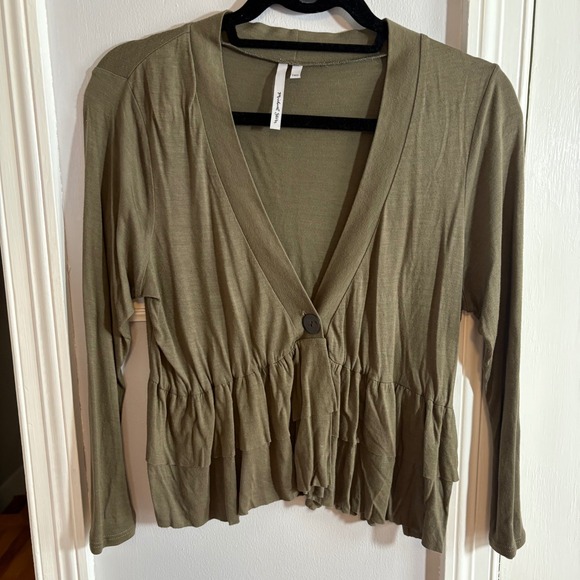 Michael Stars Sweaters - Michael Stars Sz 2 Olive Green Long Sleeve Peplum Cardigan Button Front Ruffle